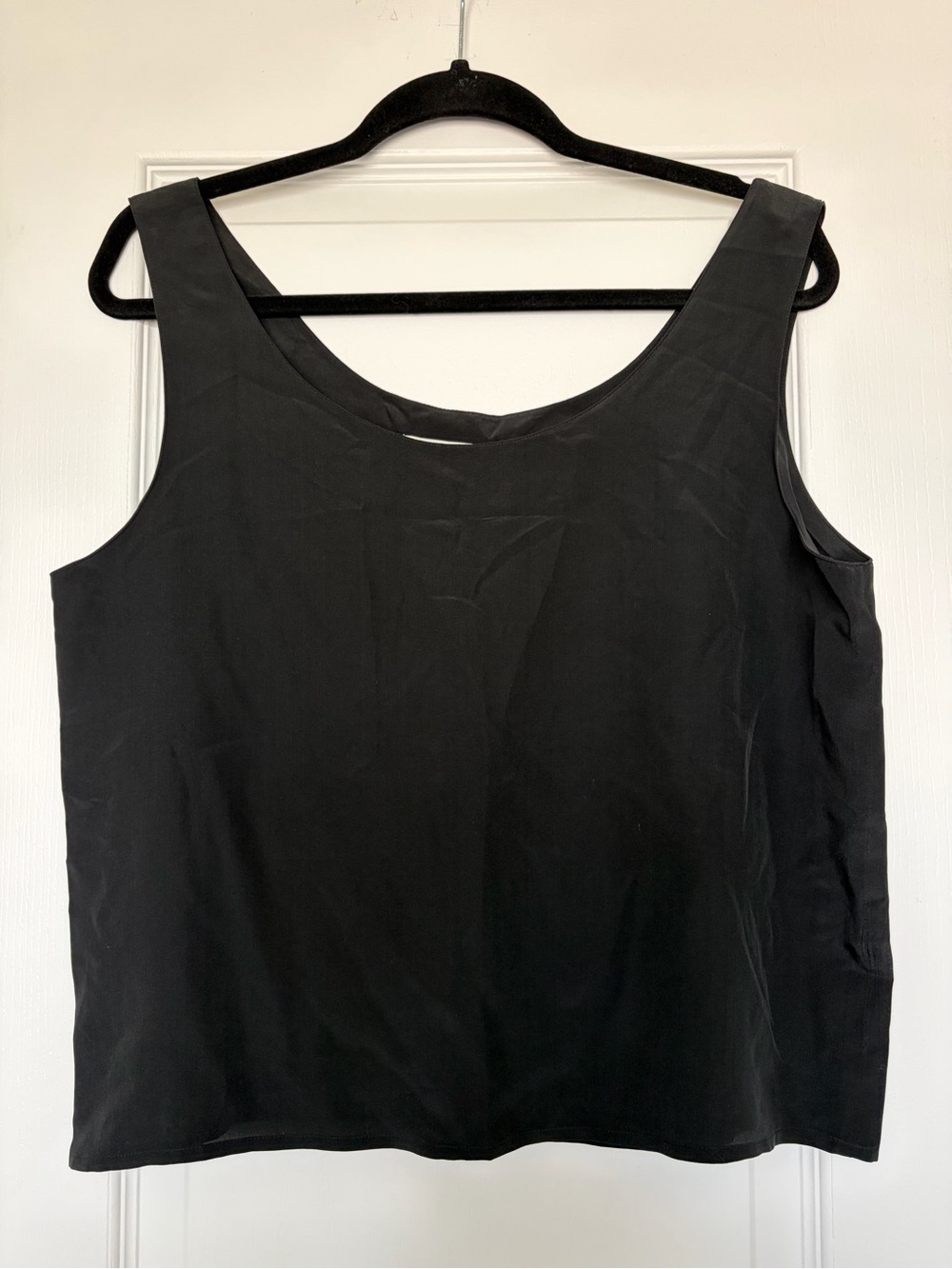 Mijoli Vintage 90s 100% Silk Black Tank Top Shell Minimalist Scoop Neck Sz 12 M